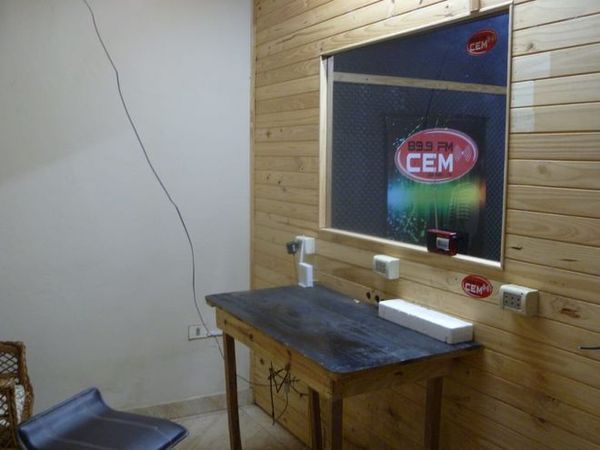 Intervienen radio comunitaria cartista del ex diputado Clemente Barrios