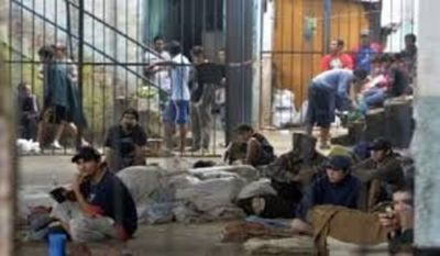 Parlamentarios analizan proyecto para expulsión de criminales del PCC