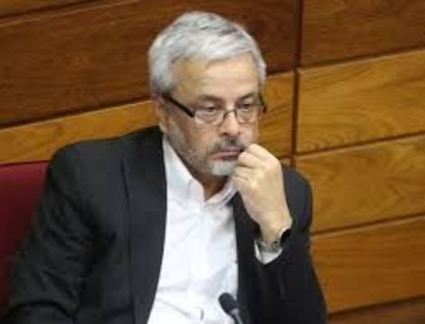 Diputado Esteban Samaniego solicitará sanción para el senador Jorge Querey
