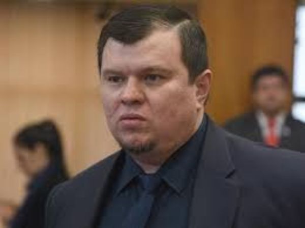 Hoy presentarán pedido de expulsión de Dionisio Amarilla del PLRA
