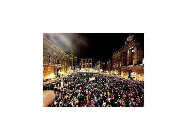 Miles de catalanes rechazan sentencia contra sus líderes