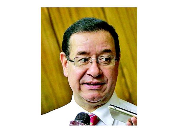 Sigue parada causa del diputado Cuevas