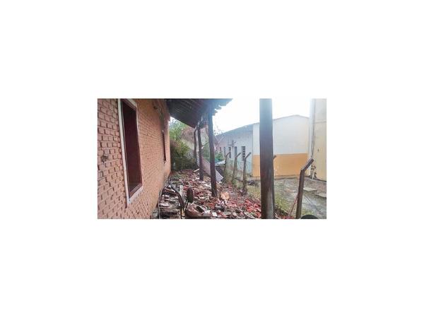 Ayer, fuerte temporal dejó destrozos en Bahía Negra