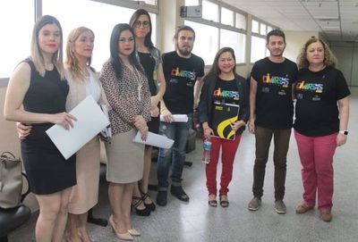 Acción  por marchas LGTBI - Judiciales y Policiales - ABC Color
