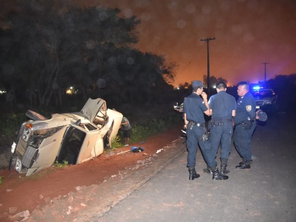 Barra led encandiló a conductor y perdió el control | Ypané, Ley Nacional de Tránsito y Seguridad Vial