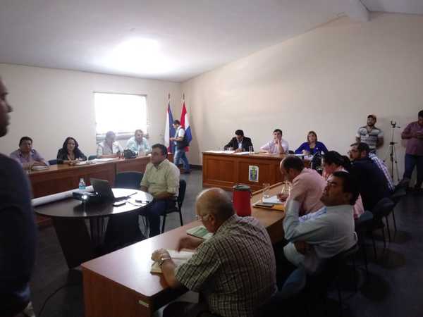 Junta accede a proyecto de mercado recién después de iniciada la obra | Radio Regional 660 AM