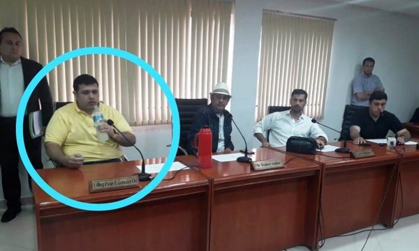 HICIERON EL VACÍO AL HIJO DE GONZÁLEZ DAHER  EN LA JUNTA MUNICIPAL DE LUQUE