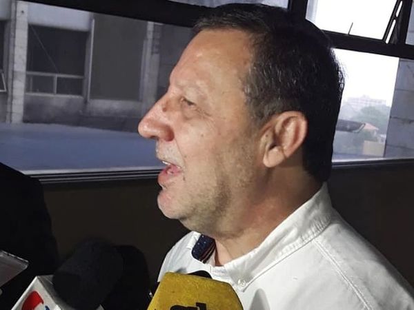 Soler niega acusaciones de pedido de coima