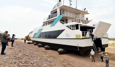 Ferry operaría desde diciembre y con el billetaje electrónico - Nacionales - ABC Color