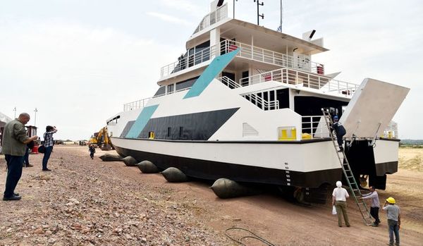 Ferry operaría desde diciembre y con el billetaje electrónico - Nacionales - ABC Color