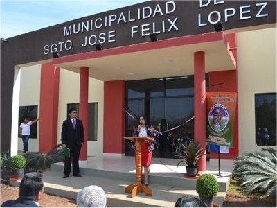 Intendenta de ex Puentesiño protesta por calificación de Contraloría