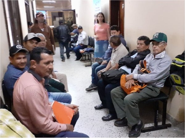 Campesinos reclaman falta de atención por parte del Indert