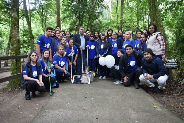 Recuerdan Día Mundial del Bastón Blanco - Nacionales - ABC Color