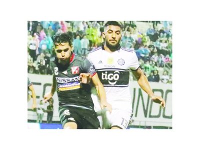 En Olimpia nos tiran debajo de la GRADERÍA