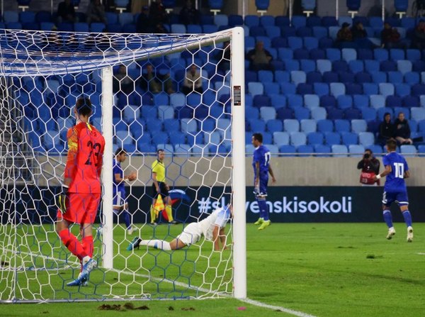 'Kaku' Romero contó su 'secreto' para hacer goles con la Albirroja