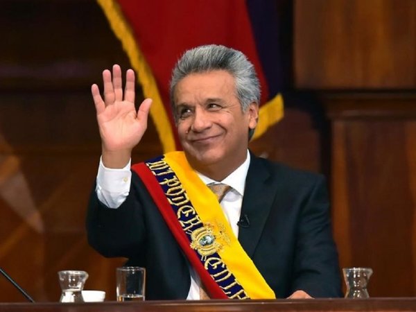Moreno restablece su Gobierno en Quito tras cese de protestas