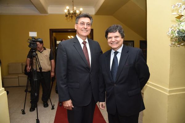 Acevedo oiporávo asesor excanciller oñeinvestigáva pokarê rehe - ABC Remiandu - ABC Color