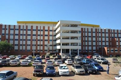 Hospital de Clínicas con 5000 atenciones a la tarde.