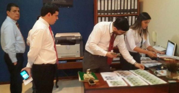 Prisión en Tacumbú para funcionario del Senado