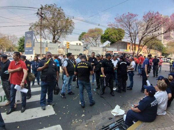 Huelga de guardia cárceles iniciará desde esta medianoche | La Nación