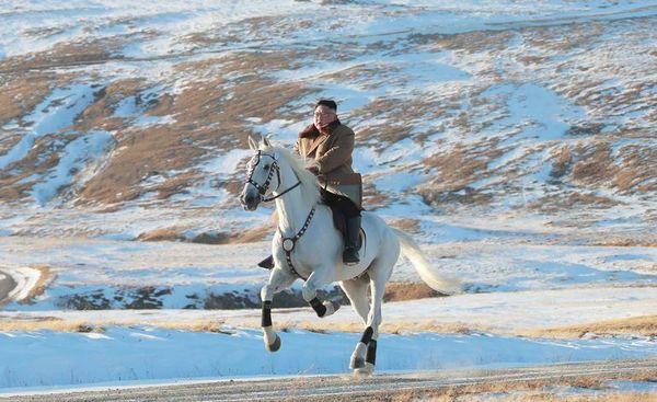 Un paseo de Kim a caballo entre montañas nevadas y los rumores se disparan - Mundo - ABC Color