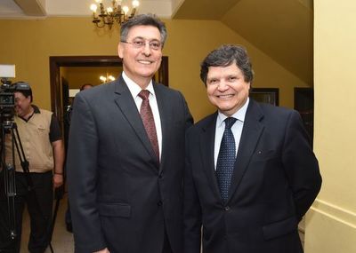 Excanciller investigado por coima “ya está reivindicado”, dice Acevedo - La Primera Mañana - ABC Color