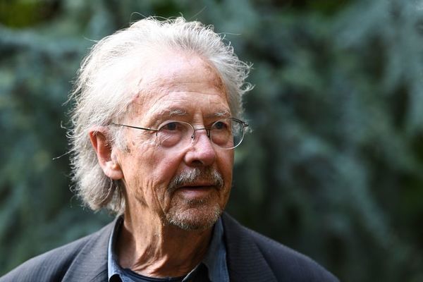 Handke dice que no quiere hablar “nunca más” con la prensa - Literatura - ABC Color