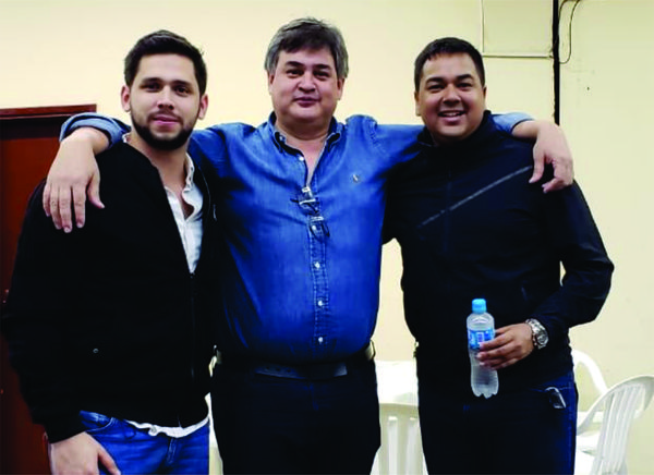 La supuesta estafa en la UNA que involucra a jóvenes Añeteté - Informate Paraguay