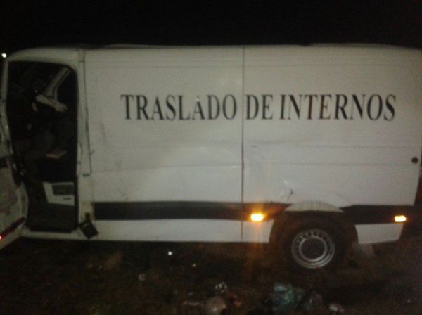 Heridos graves en accidente rutero