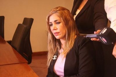 Fiscalía no investiga denuncia de presunta corrupción contra exadministradora del TSJE