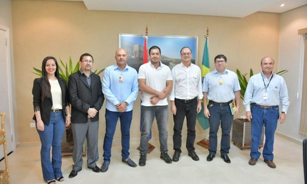 Intendente se reunió con Director General Paraguayo de Itaipu para coordinar acciones a favor del municipio de Ciudad del Este