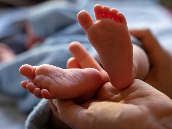 Fiscalía investiga muerte de recién nacido en Hospital de Barrio Obrero