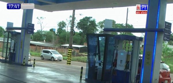 Malvivientes se llevan recaudación de estación de servicios de Encarnación | Noticias Paraguay
