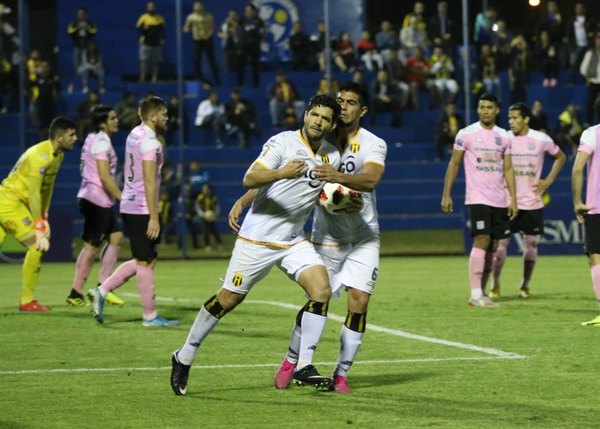 Con sufrimiento, Guaraní venció a Santaní y avanza en la Copa Paraguay