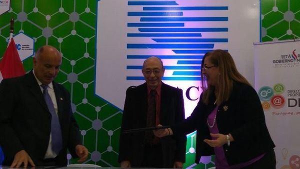 APA se niega a entregar documentos, según Dinapi