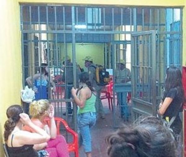 Explotación sexual en cárceles del interior