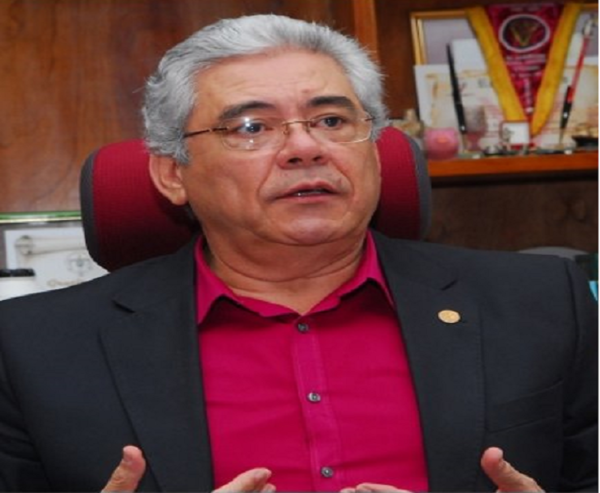 Denunciarán a rector de la UNA