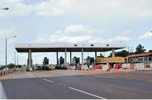 Con el cobro de peaje "ida y vuelta" se recaudará USD 100 millones, aseguró ministro