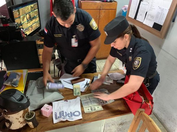 Cartera con 9. 000 US$ pertenecía a una mujer de Caaguazú