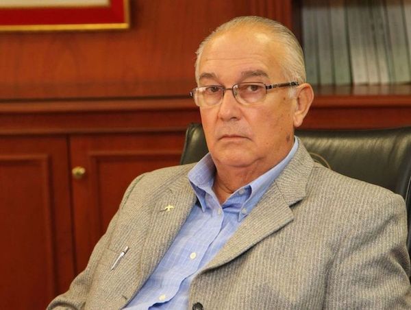 Juez convoca a ex ministro de Corte para audiencia