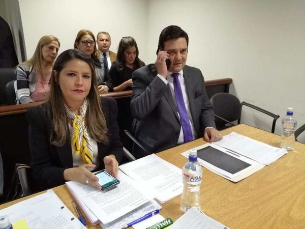 Tribunal aprueba incidente de prescripción en favor del liberal Salyn Buzarquis