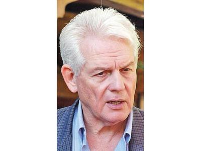 Caballero Vargas habla de leve repunte en sector textil