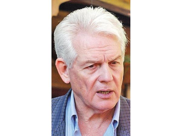 Caballero Vargas habla de leve repunte en sector textil