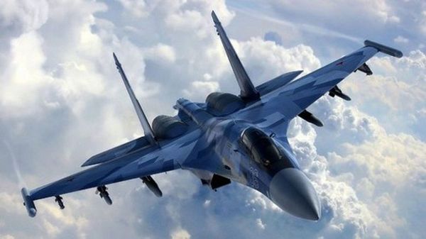 Rusia bombardea Siria y molesta a EEUU