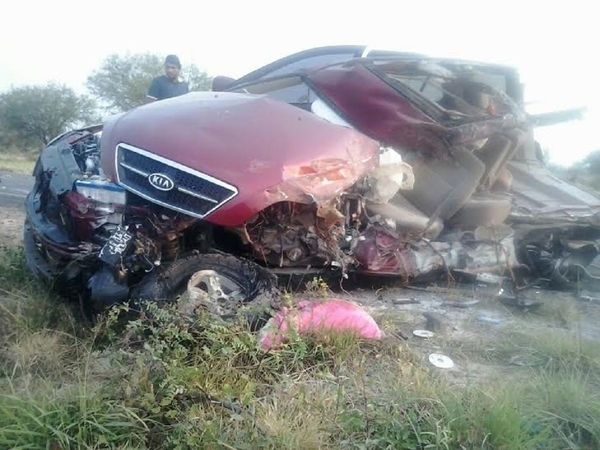 Exmodelo y su hijo fallecen en accidente en el Chaco