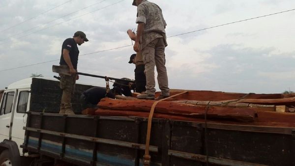 Confiscan 300 kilos de cocaína en Puentesiño