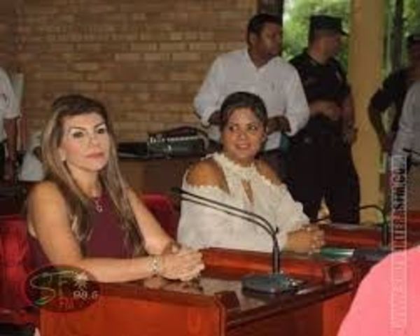 Denuncian a ex intendenta interina del Este Perla Cabral