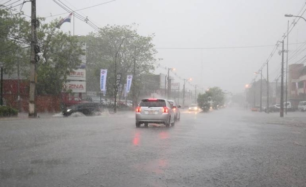 HOY / Pronostican lluvias hasta el fin de semana