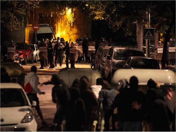 Más de 90 heridos y 30 detenidos en últimos disturbios de Cataluña