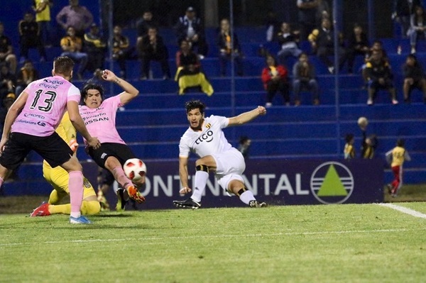 Guaraní revierte el resultado y se anota en semifinales de la Copa Paraguay